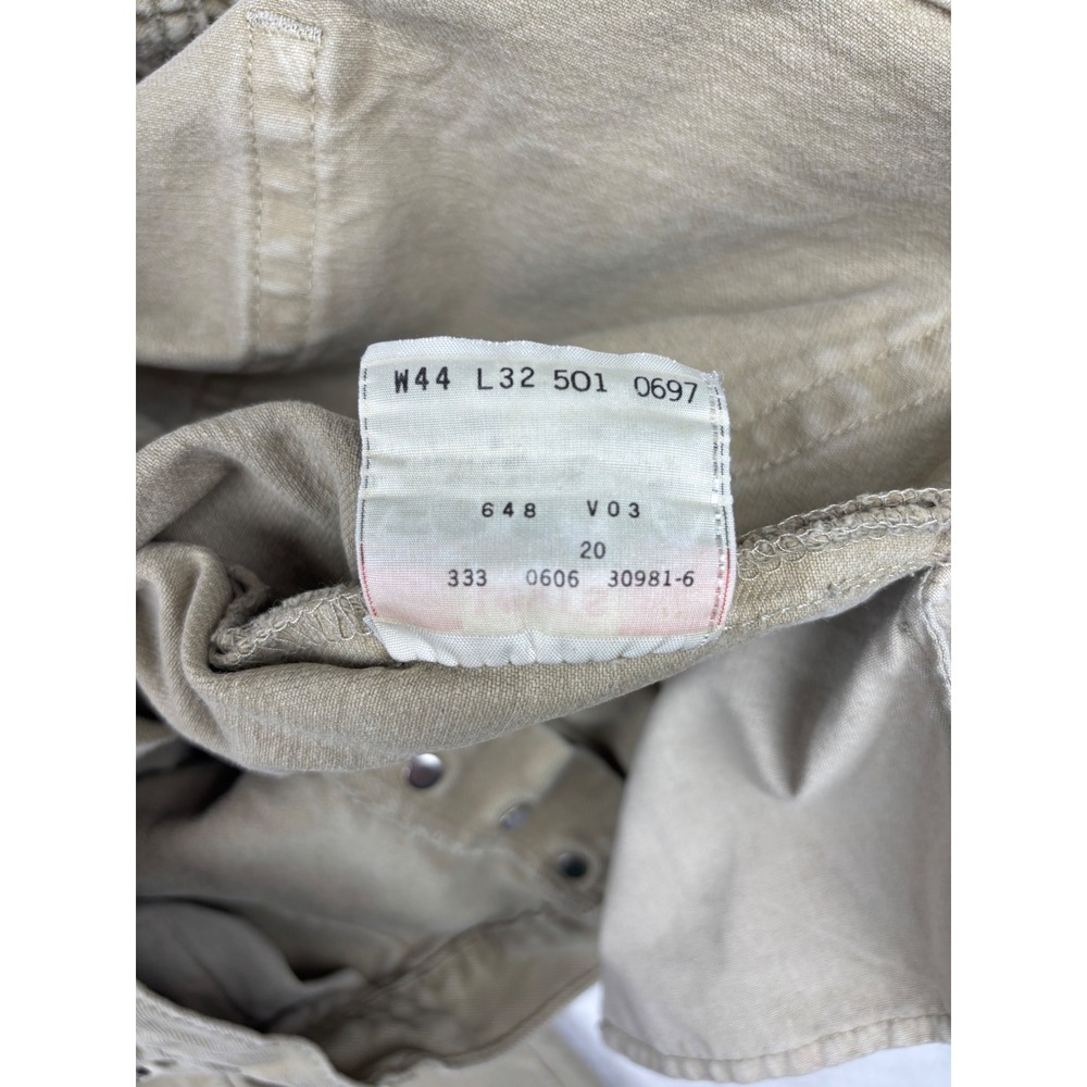Levis‎ 501 Original Fit Jeans Mens 44x32 Tan Khaki Chino Pants Split Y2K Hem - Picture 6 of 12